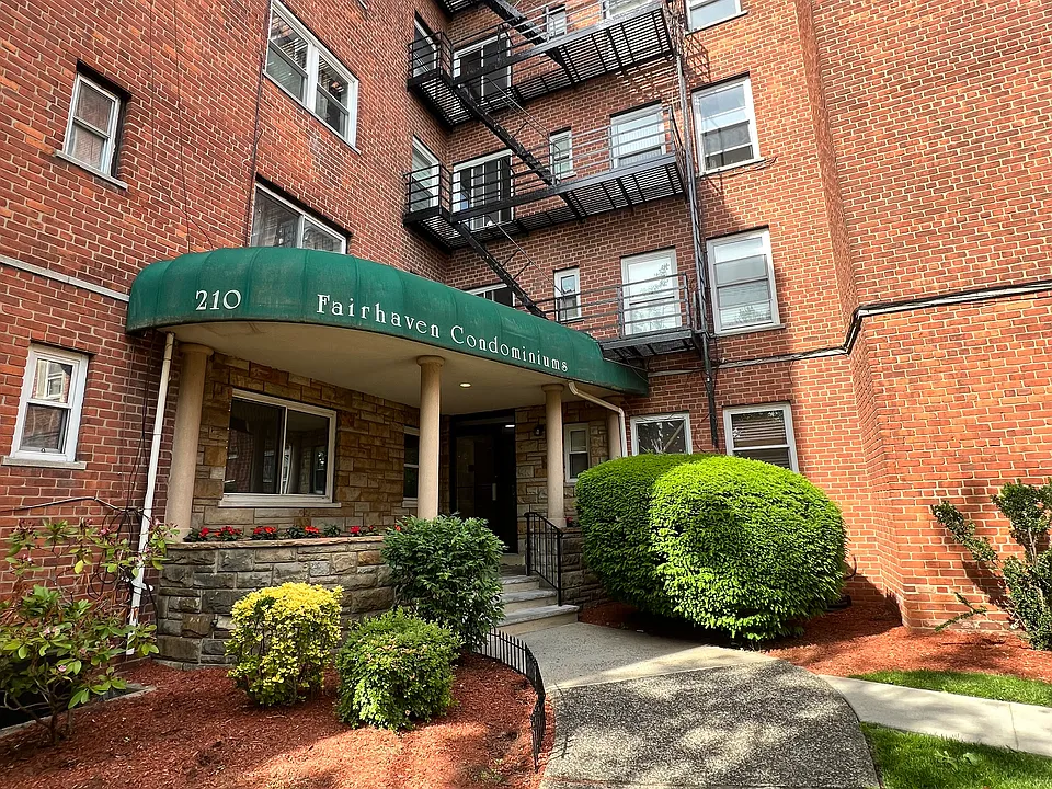 210 Woodcliff Ave #4F