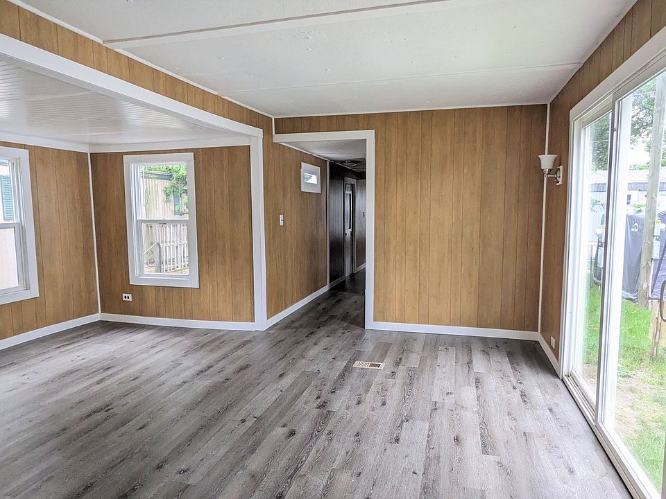 Crestview Estates 3290 S Getty St Norton Shores MI Zillow