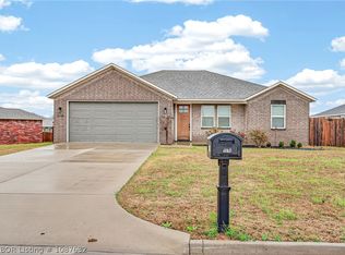 1018 Lavender Rd, Bonanza, AR 72916