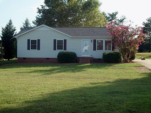 1st image of 103 Cider Dr