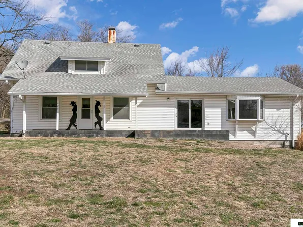 426 5th St, Otoe, NE 68417