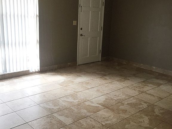 2nd image of 2602 Flintwood Dr