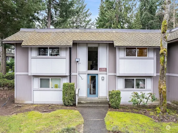 4601 SW 320th Street #J-8, Federal Way, WA 98023