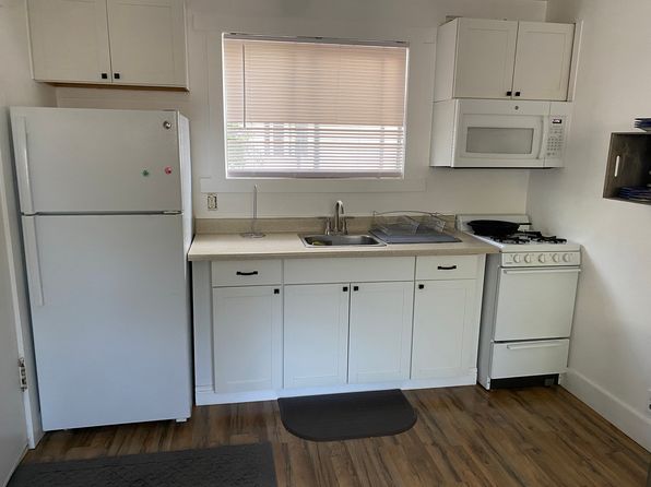 431 Oak St #A, Ione, CA 95640