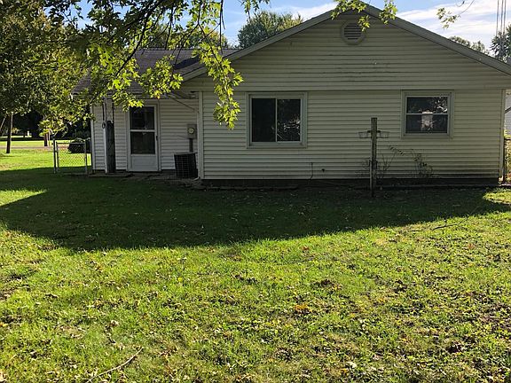 2nd image of 423 N Emmett St