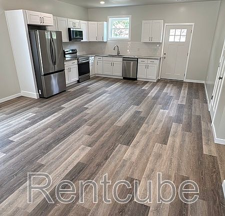 5th image of 3850 Peru Rd