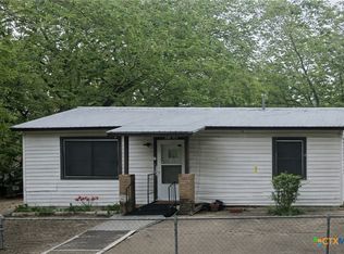 1127 Mark St #D, Austin, TX 78721