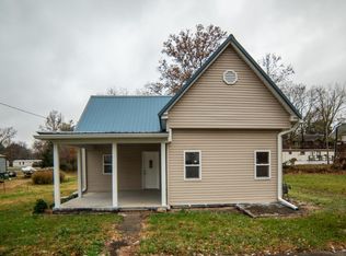 215 SE 2nd St, Paoli, IN
