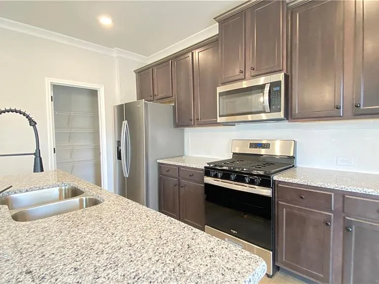 4591 Silver Oak Dr SW — Photo 10