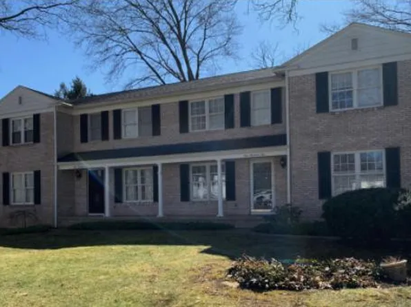 110 Mackinaw Ave, Fairlawn, OH 44333