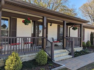 2010 Hammond Ct, Hayes, VA 23072