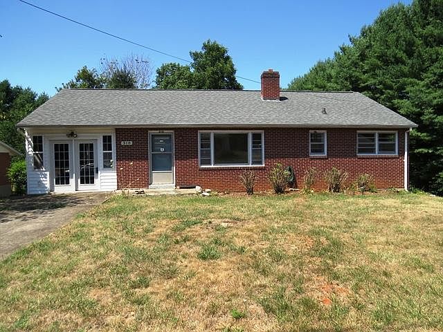 1st image of 318 Greyson St