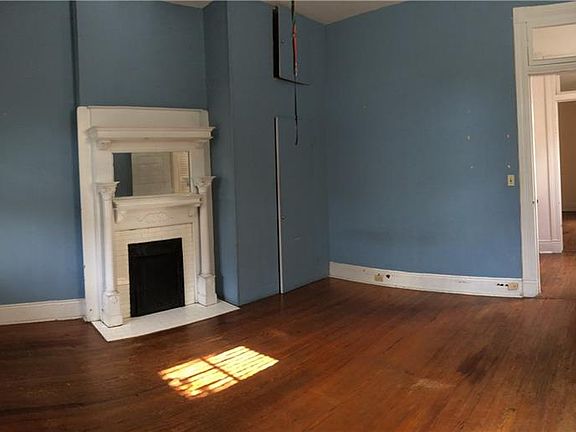 5th image of 2227-29 Joseph St