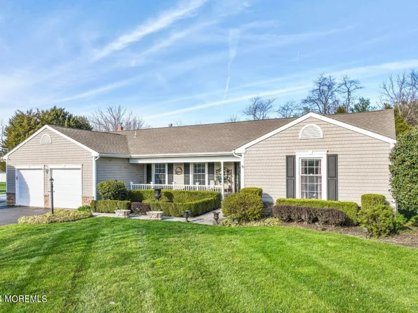 9 Patterson Drive, Freehold, NJ 07728