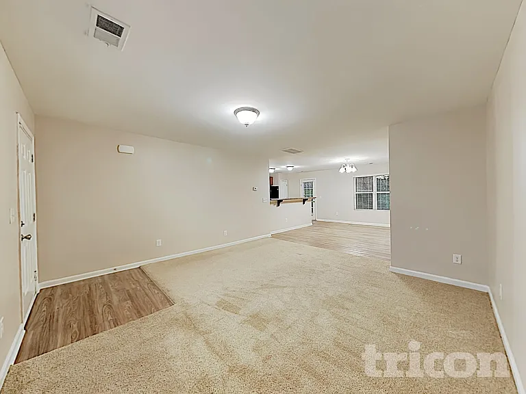 4740 Brewer Dr — Photo 3