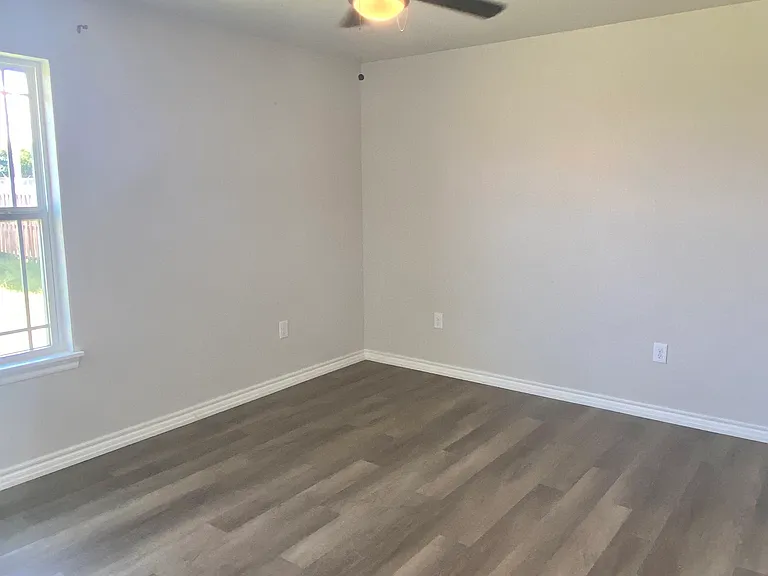 210 Meadowlark Ln — Photo 19