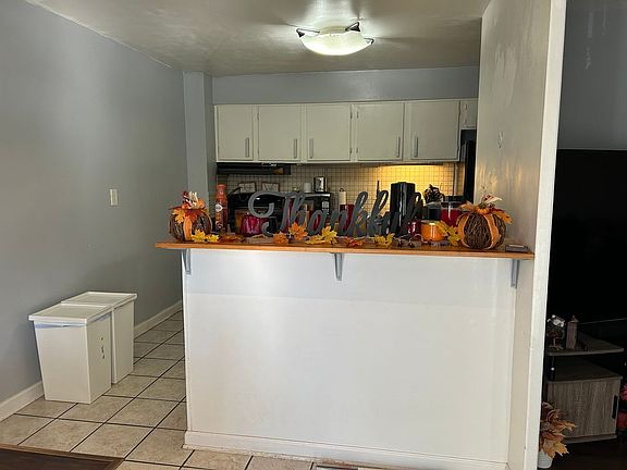3rd image of 111 Chestnut St Unit 215