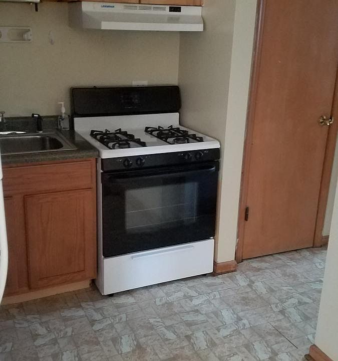 1st image of 627 N Taft Ave APT 5