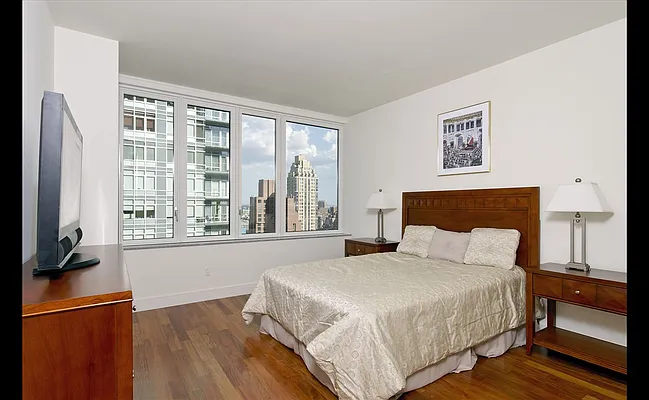 Rented by Douglas Elliman | media 5