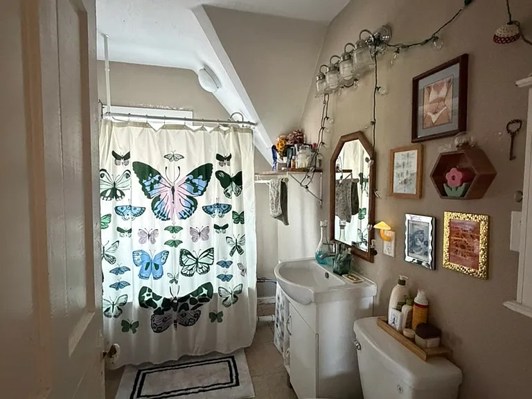 228 E Hadley St #2 — Photo 13