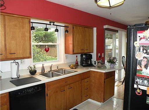 4th image of 5247 Sunrose Ave