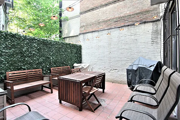 Rented by JK Dansar Corp | media 16