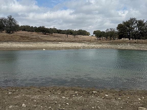 5th image of 4112 Schumann Rd