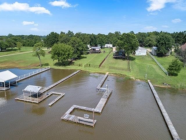 1st image of 101 Prairie Dr
