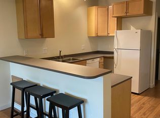1402 13th St, Hood River, OR 97031