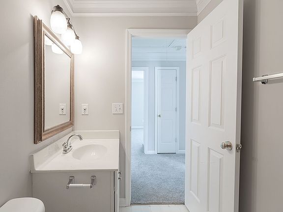 3rd image of 395 Wittenridge Ct