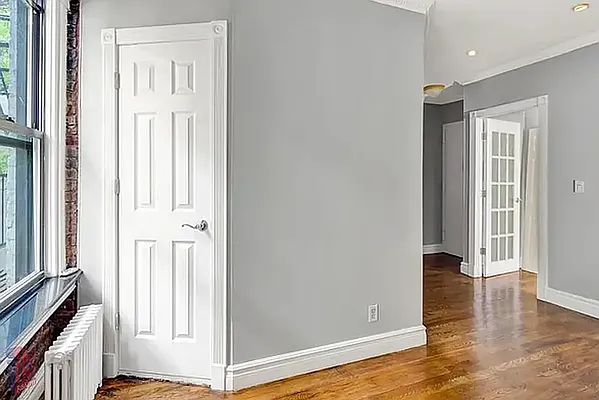 Rented by REAL New York | media 18