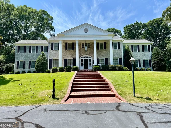 270 Dogwood Ln, Elberton, GA 30635