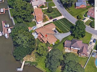 3624 Shoreline Dr, Portsmouth, VA 23703