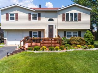 284 Stephan Ave, Toms River, NJ 08753