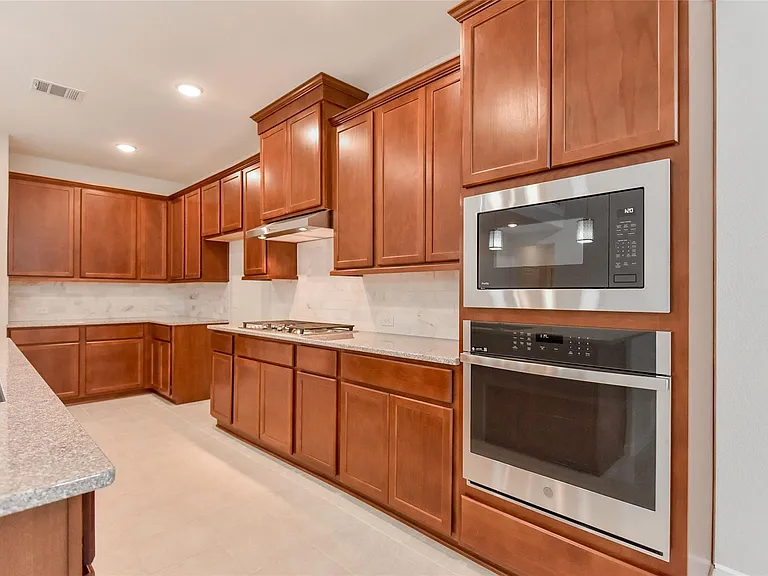 7826 Kenora Way — Photo 13