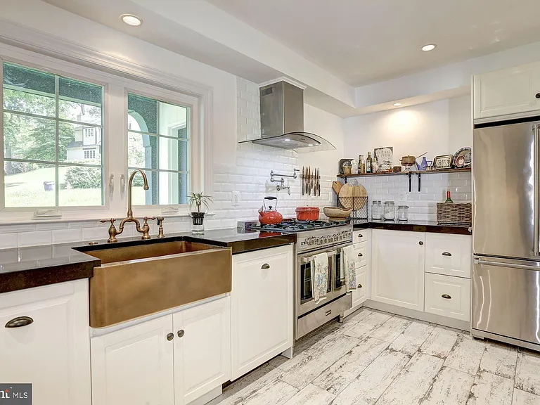 5204 Westwood Dr — Photo 15