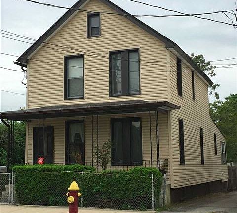 3rd image of 11 Grove St