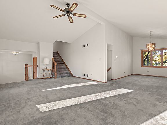 4th image of 17730 Tulip Ln