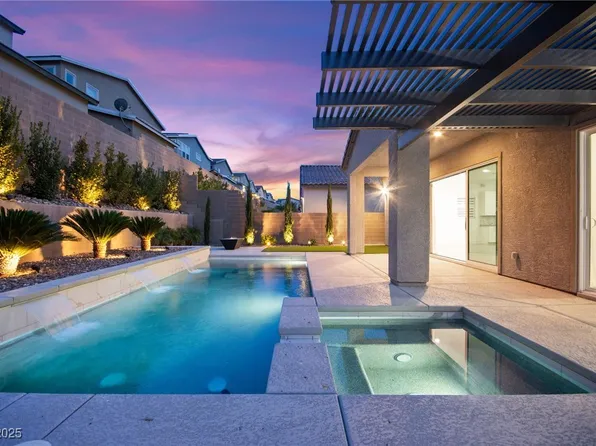 2670 Summit Springs St, Henderson, NV 89044