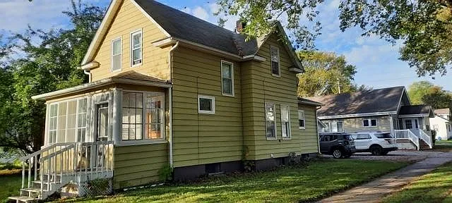 802 Cherry St