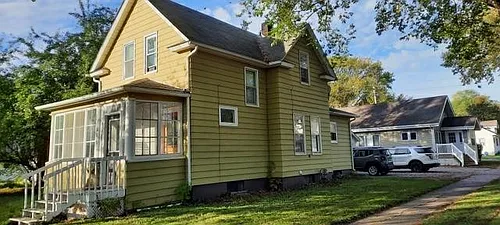802 Cherry St Photo 1
