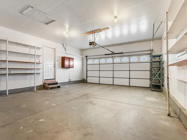 160 E Eads Dr — Photo 15