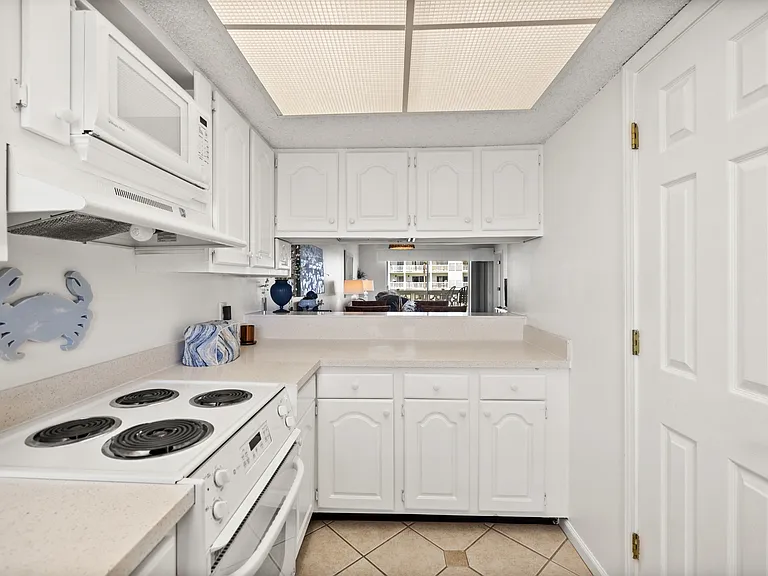 909 Santa Rosa Blvd #1-328 — Photo 22