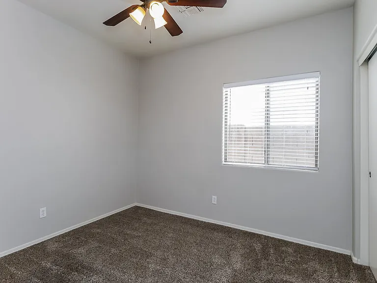 3402 N 129th Dr — Photo 12