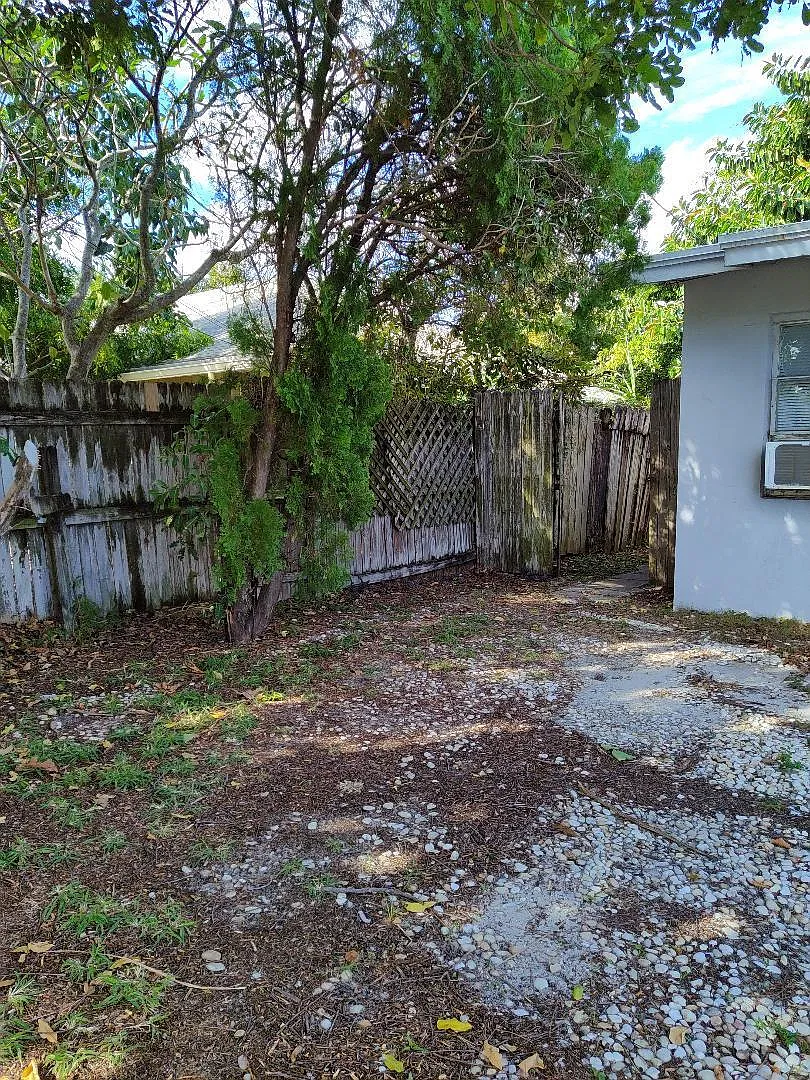 1 bed, 1.0 bath, 680 sqft, $1,395 — Photo 2