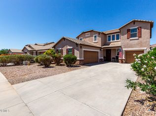 868 W Desert Glen Dr, San Tan Valley, AZ 85143