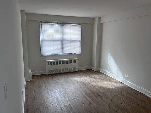 5th image of 501 Surf Ave Ste 4