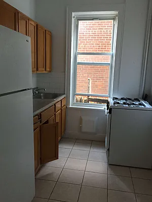 Rented by First Executive Realty Inc | media 3