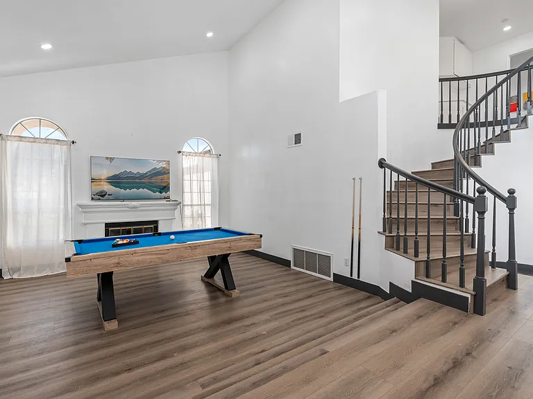28832 Harwick Dr — Photo 21