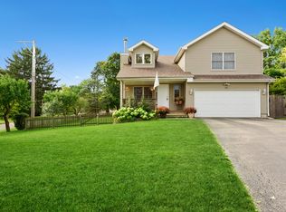 432 N Ridge St, Wauconda, IL 60084